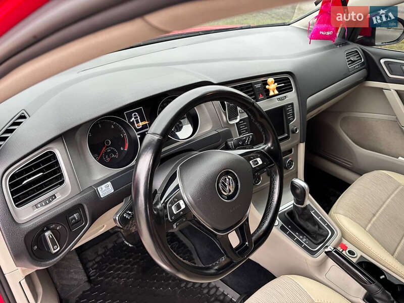 Універсал Volkswagen Golf 2015 в Білій Церкві