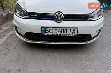 Хэтчбек Volkswagen Golf 2015 в Львове