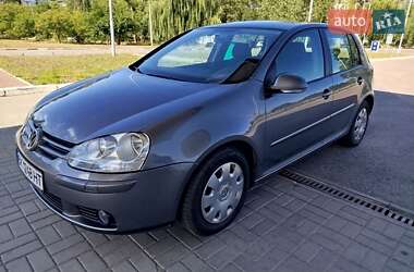 Хетчбек Volkswagen Golf 2006 в Черкасах
