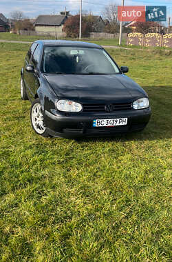 Хэтчбек Volkswagen Golf 2001 в Львове