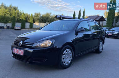 Універсал Volkswagen Golf 2010 в Рівному