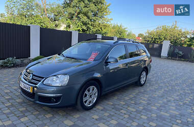 Универсал Volkswagen Golf 2009 в Яворове
