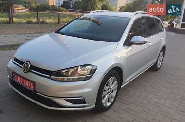 Универсал Volkswagen Golf 2018 в Черкассах