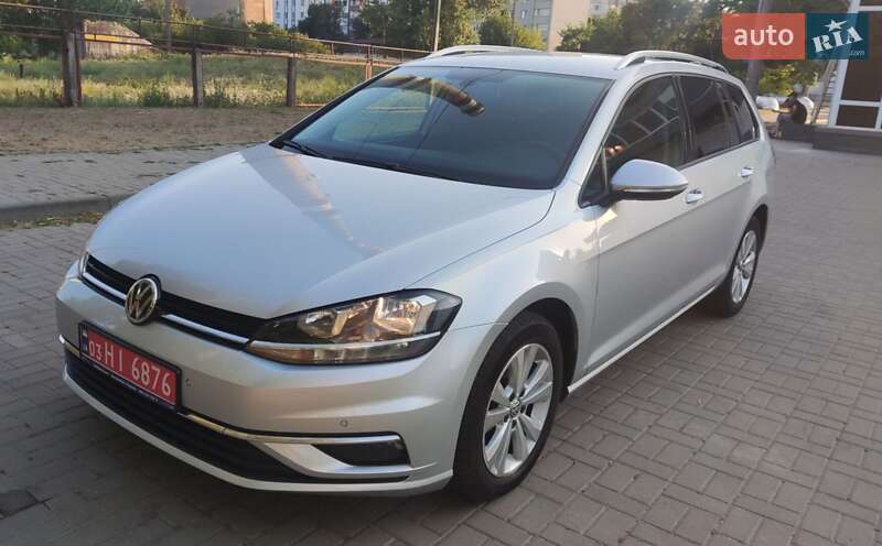 Універсал Volkswagen Golf 2018 в Черкасах