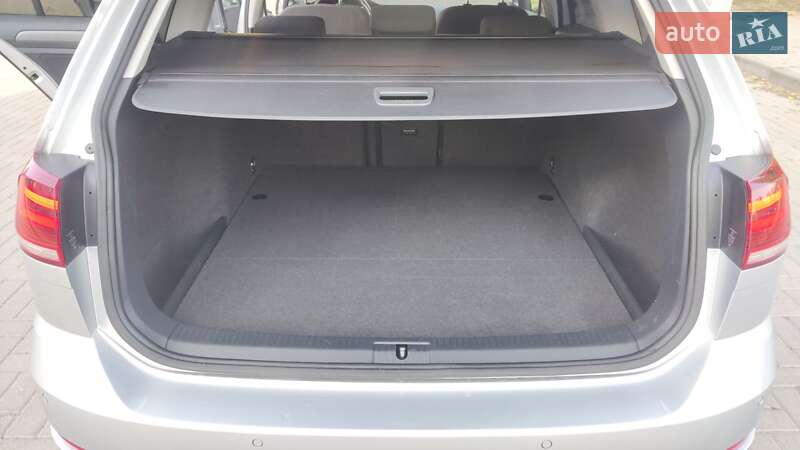 Універсал Volkswagen Golf 2018 в Черкасах
