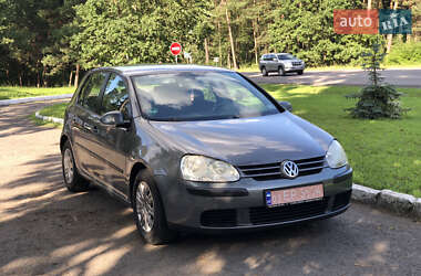 Хетчбек Volkswagen Golf 2004 в Ківерцях