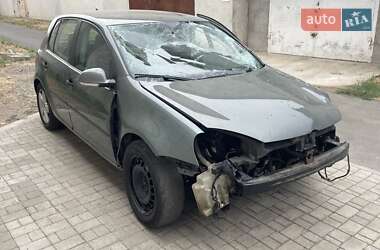 Хетчбек Volkswagen Golf 2004 в Одесі