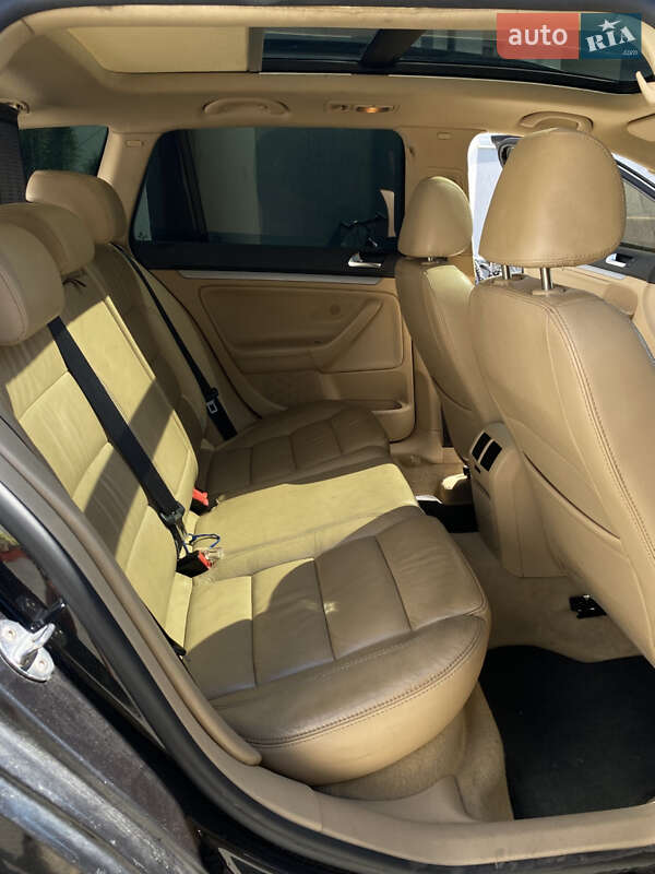 Універсал Volkswagen Golf 2008 в Львові