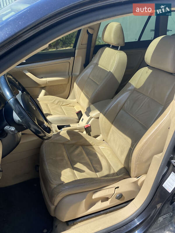 Універсал Volkswagen Golf 2008 в Львові