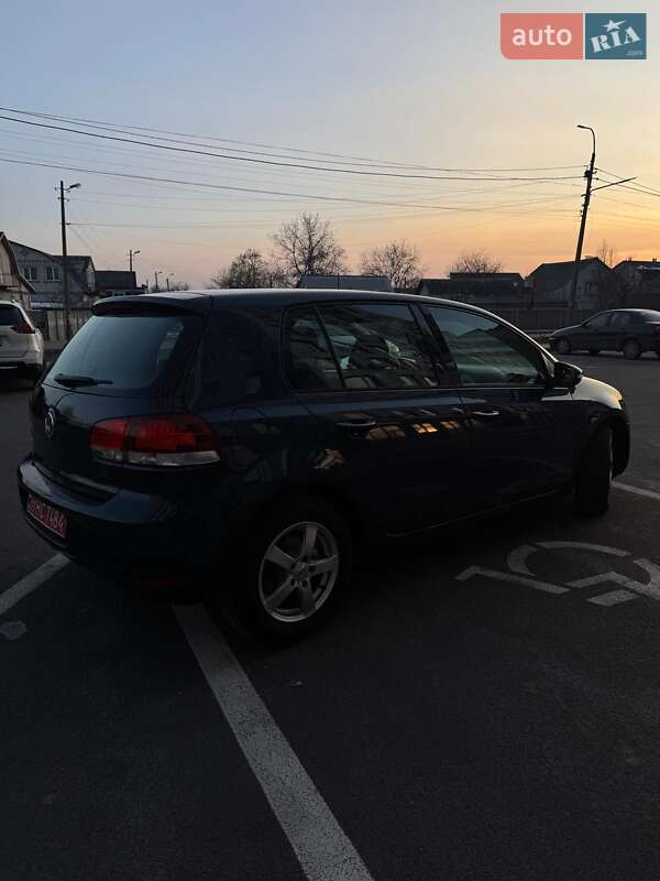 Хетчбек Volkswagen Golf 2009 в Чернігові