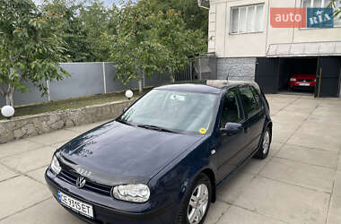 Хэтчбек Volkswagen Golf 2001 в Хотине