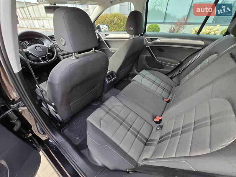 Универсал Volkswagen Golf 2015 в Белой Церкви