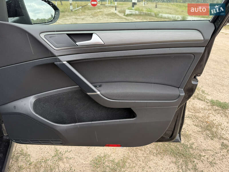 Хэтчбек Volkswagen Golf 2013 в Харькове фото 23 Хэтчбек Volkswagen Golf 2013 в Харькове