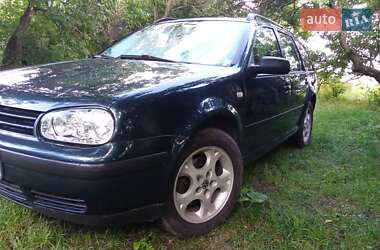 Універсал Volkswagen Golf 2002 в Києві
