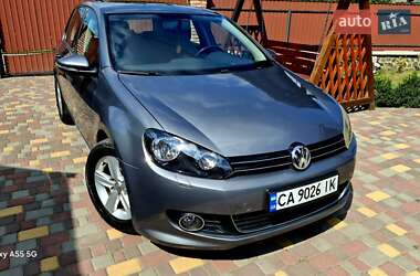 Хэтчбек Volkswagen Golf 2012 в Лысянке