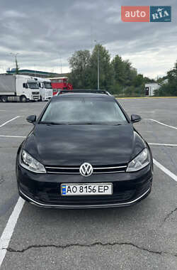 Універсал Volkswagen Golf 2016 в Ужгороді