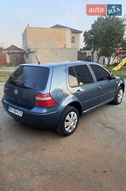 Хэтчбек Volkswagen Golf 2003 в Харькове
