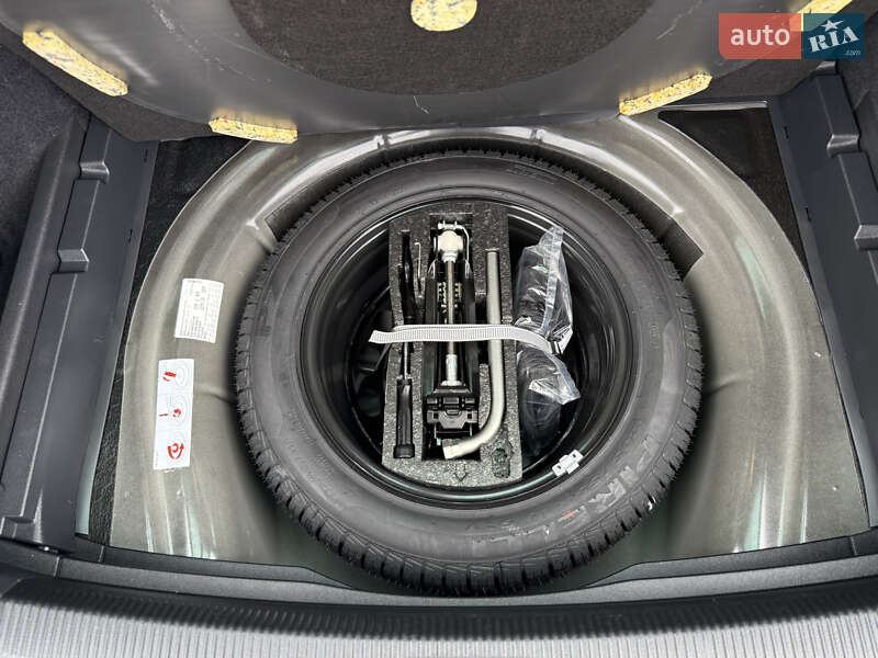 Универсал Volkswagen Golf 2012 в Ровно