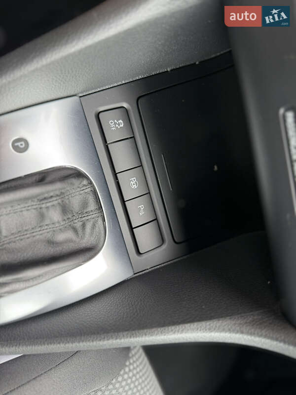 Универсал Volkswagen Golf 2012 в Ровно