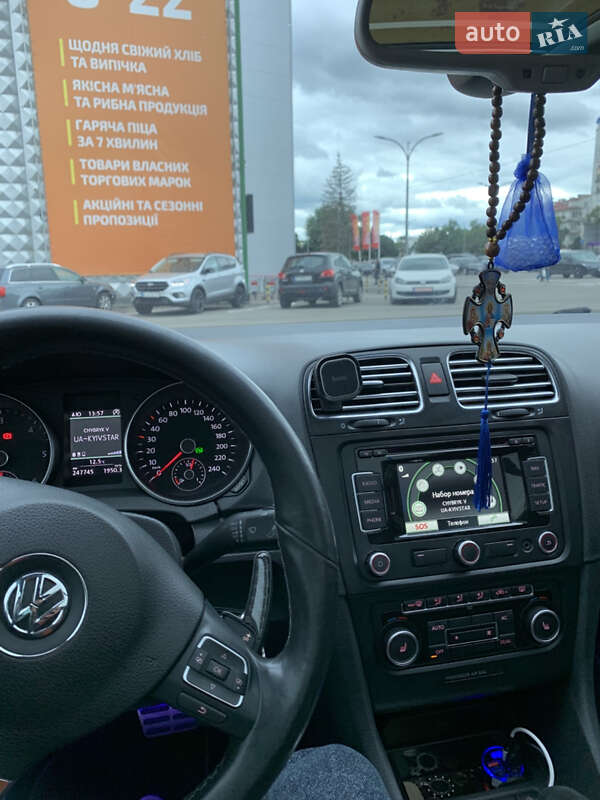 Универсал Volkswagen Golf 2012 в Ивано-Франковске