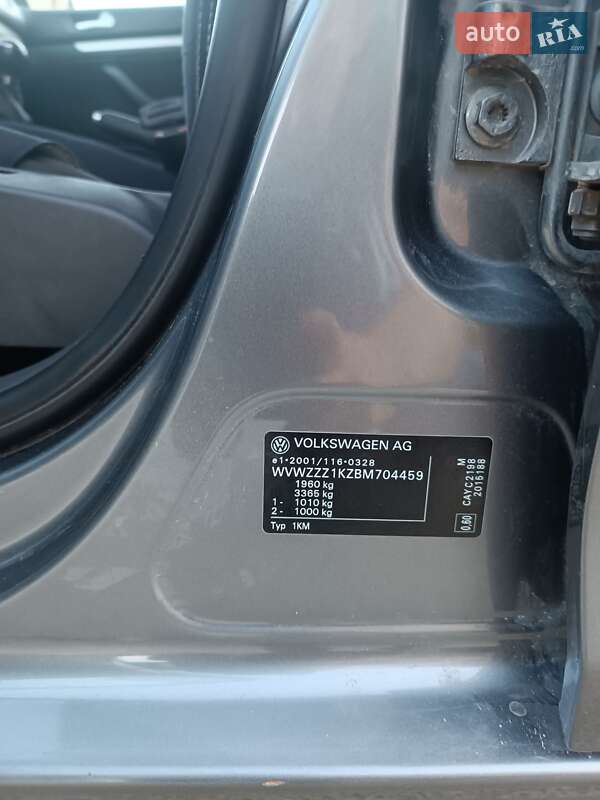 Універсал Volkswagen Golf 2011 в Золочеві