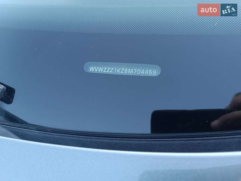 Універсал Volkswagen Golf 2011 в Золочеві