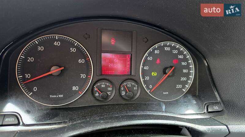 Хэтчбек Volkswagen Golf 2006 в Полтаве