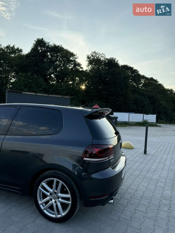 Хетчбек Volkswagen Golf 2012 в Тернополі