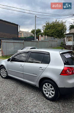 Хэтчбек Volkswagen Golf 2008 в 