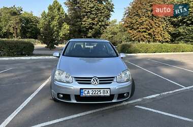 Хетчбек Volkswagen Golf 2007 в Черкасах