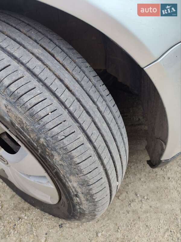 Універсал Volkswagen Golf 2005 в Теофіполі