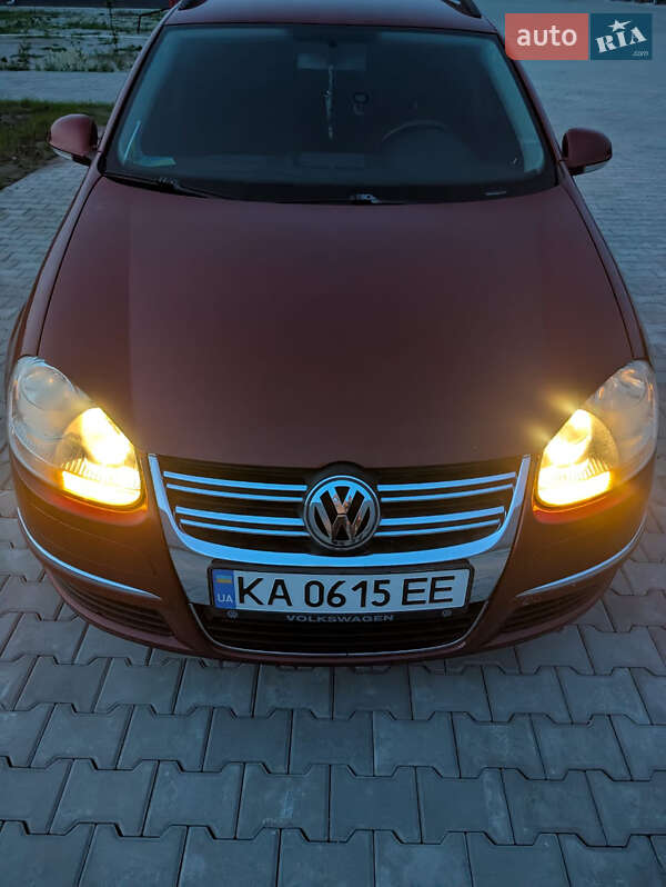 Универсал Volkswagen Golf 2007 в Киеве