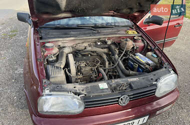 Хэтчбек Volkswagen Golf 1994 в  фото 8 Хэтчбек Volkswagen Golf 1994 в