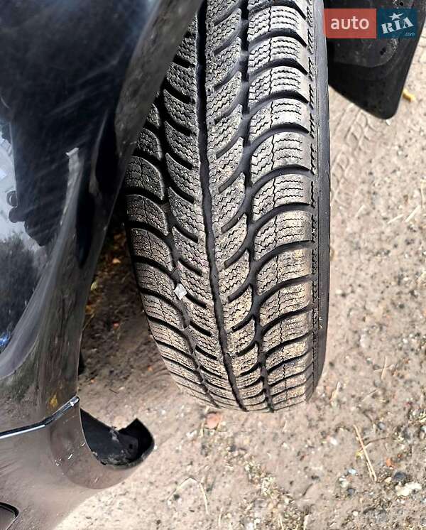 Хетчбек Volkswagen Golf 1998 в Харкові