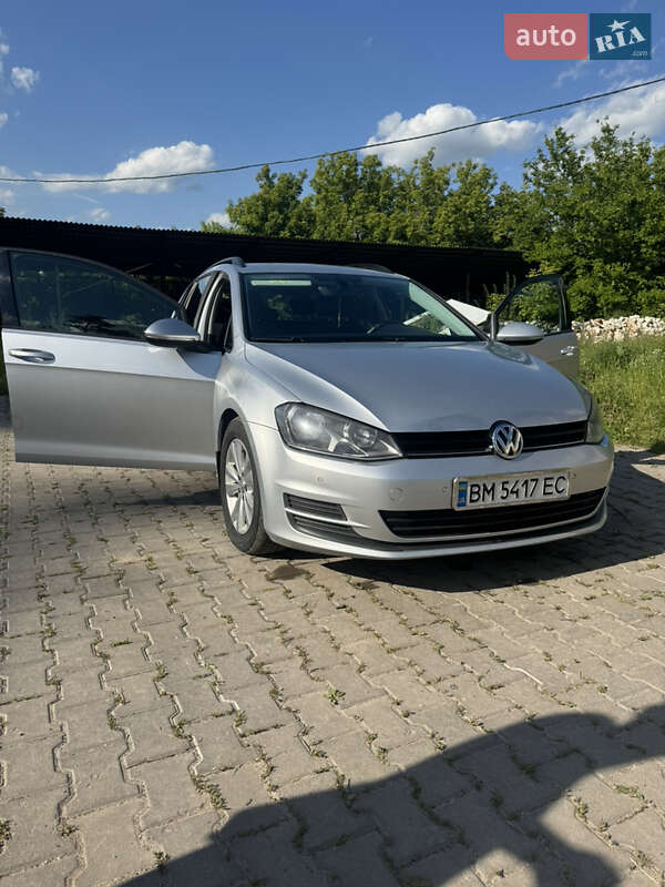 Універсал Volkswagen Golf 2014 в Глухові