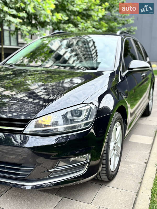 Универсал Volkswagen Golf 2016 в Буче