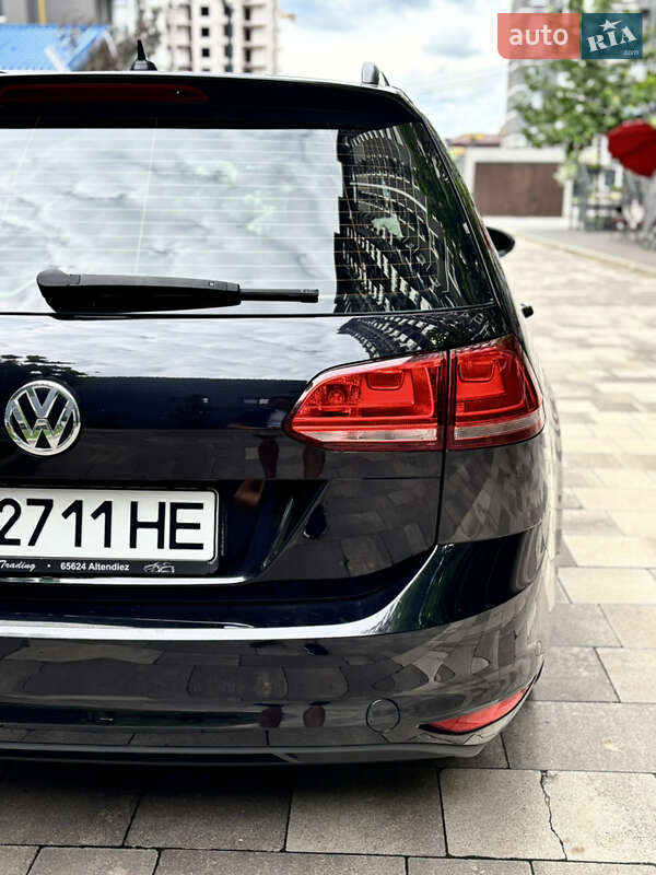 Универсал Volkswagen Golf 2016 в Буче