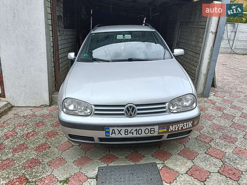 Volkswagen Golf 2001