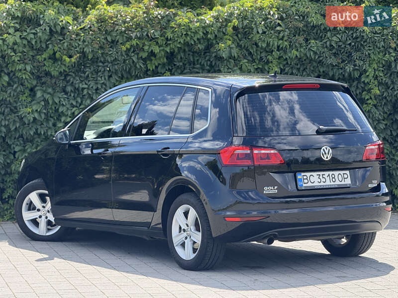 Хетчбек Volkswagen Golf 2016 в Стрию