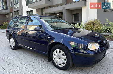 Универсал Volkswagen Golf 2001 в Львове