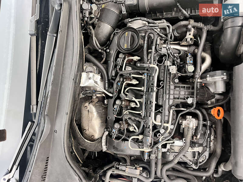 Універсал Volkswagen Golf 2010 в Самборі