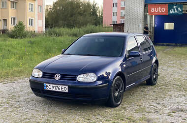Хэтчбек Volkswagen Golf 1999 в Брошневе