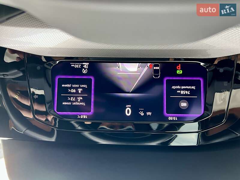 Хетчбек Volkswagen Golf 2024 в Києві