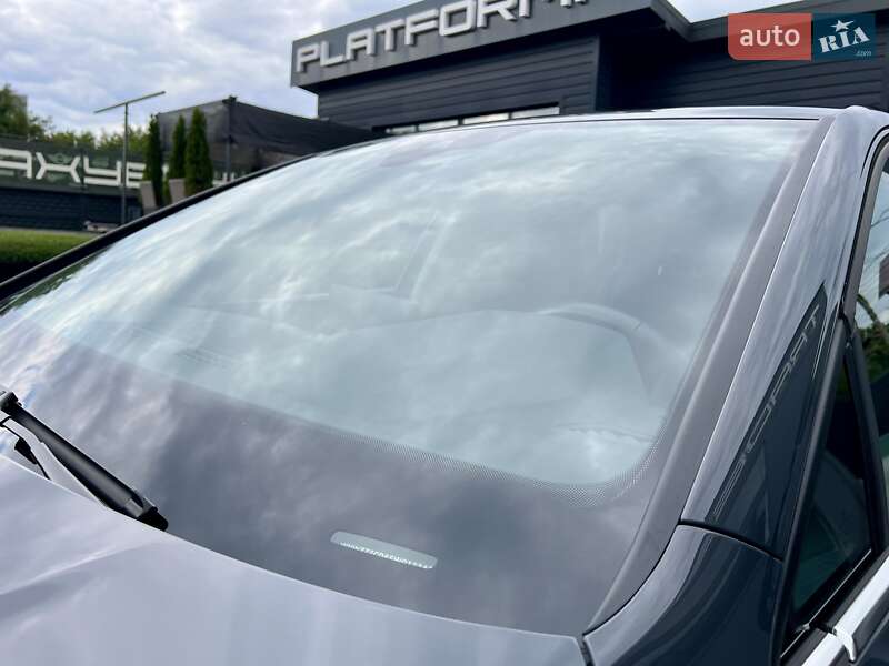 Хетчбек Volkswagen Golf 2024 в Києві