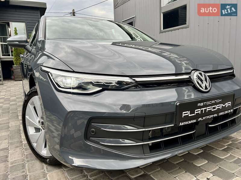 Хетчбек Volkswagen Golf 2024 в Києві