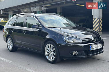 Универсал Volkswagen Golf 2011 в Киеве
