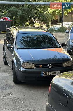 Універсал Volkswagen Golf 1999 в Чернівцях