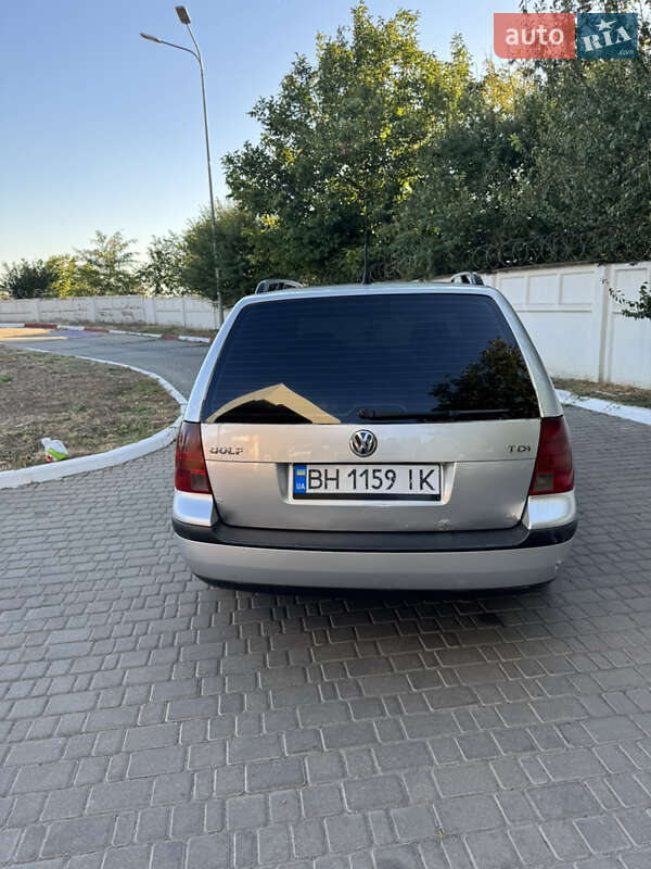 Універсал Volkswagen Golf 2003 в Одесі