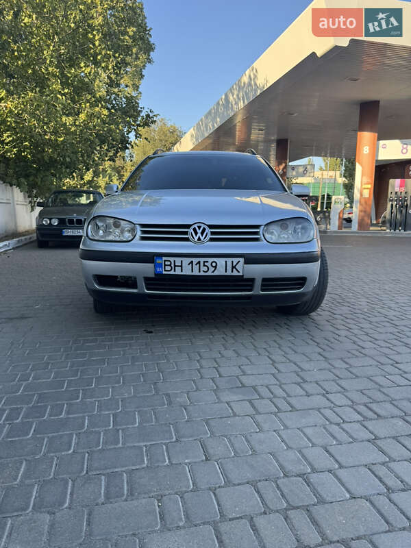 Універсал Volkswagen Golf 2003 в Одесі
