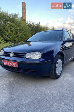 Універсал Volkswagen Golf 2001 в Хоролі